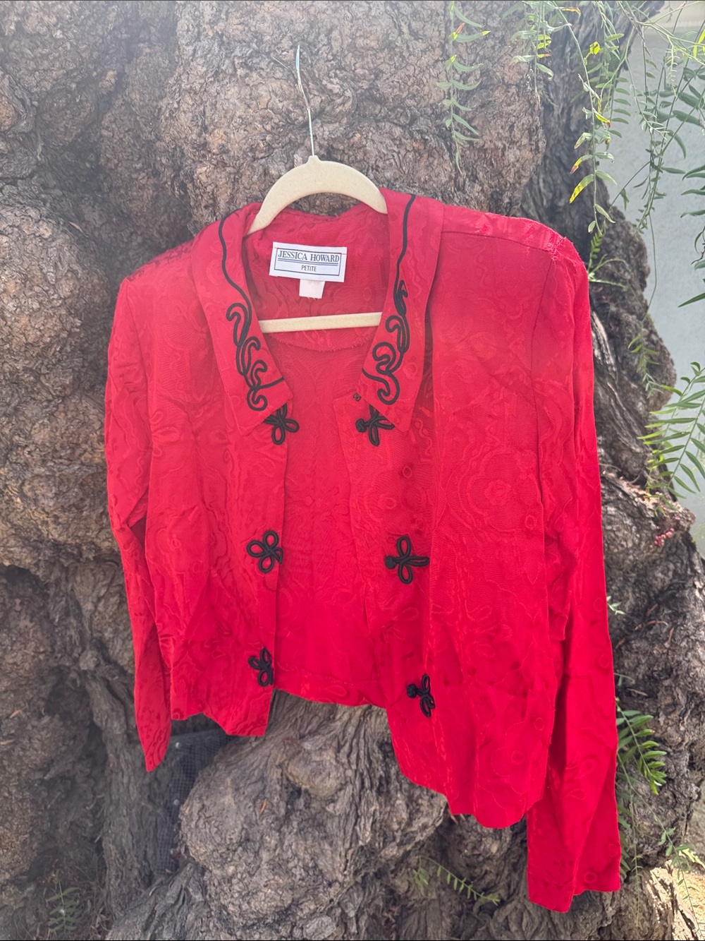 Jessica Howard Red Button-Down Embroidered Top with Black Trim